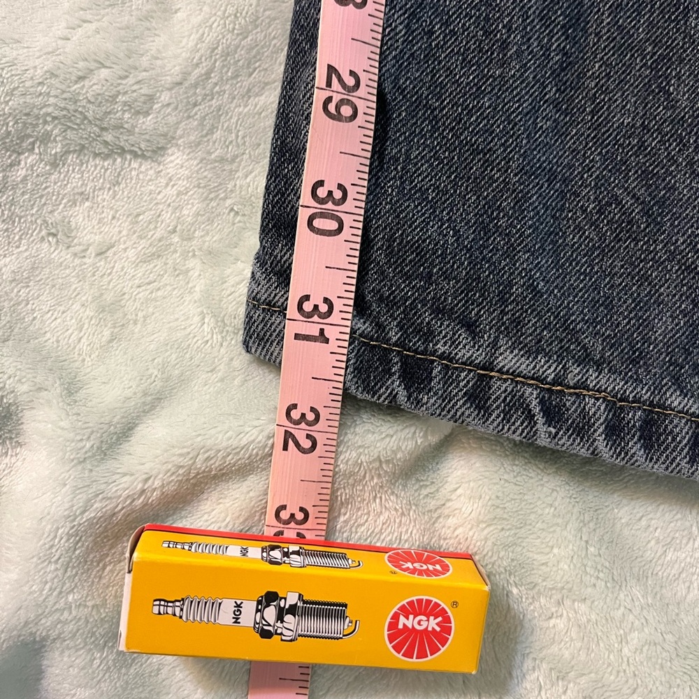 Wrangler Blue Jeans Size 33 x 32 - Picture 8 of 12